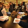 DSC_0057 - Vladimir Sorokin beim Signieren von "Telluria".
