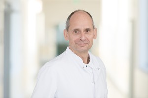 Dr. Ulrich Hinkel von der Klinik für Nephrologie rät zu schonendem Umgang mit der Niere